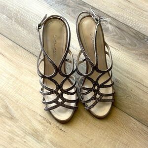 Caparos pewter opentoe high heels size 7 1/2